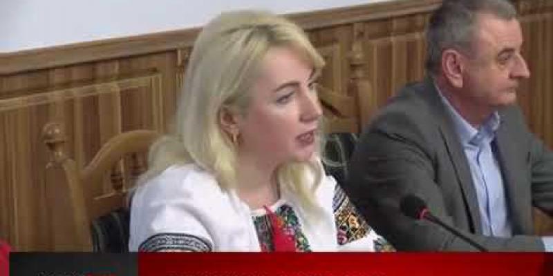 Вбудована мініатюра для 22.01.2021 ТРК 3-студія про участь директора Івано-Франківського обласного центру зайнятості Василя Цимбалюка у брифінгу 